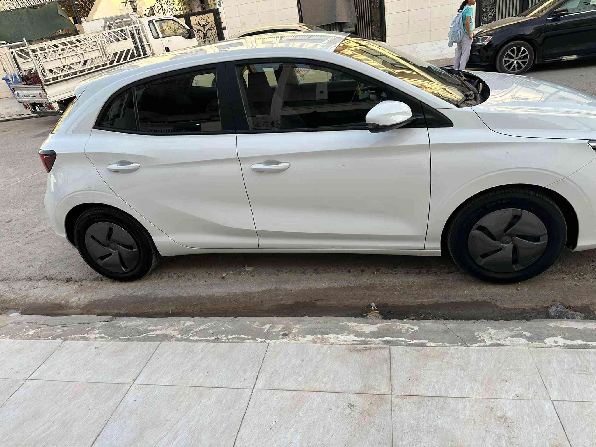 Mg 3 2025 16 hazar km royshtya
زؤر خاوينة هيچي نية تةعديل بؤياغ هيچي نية تةزرةكي رؤر كةمي هةية تةحويل غرامةي مةكينة گير هةموو شتةك بة شةرت.   ***********
