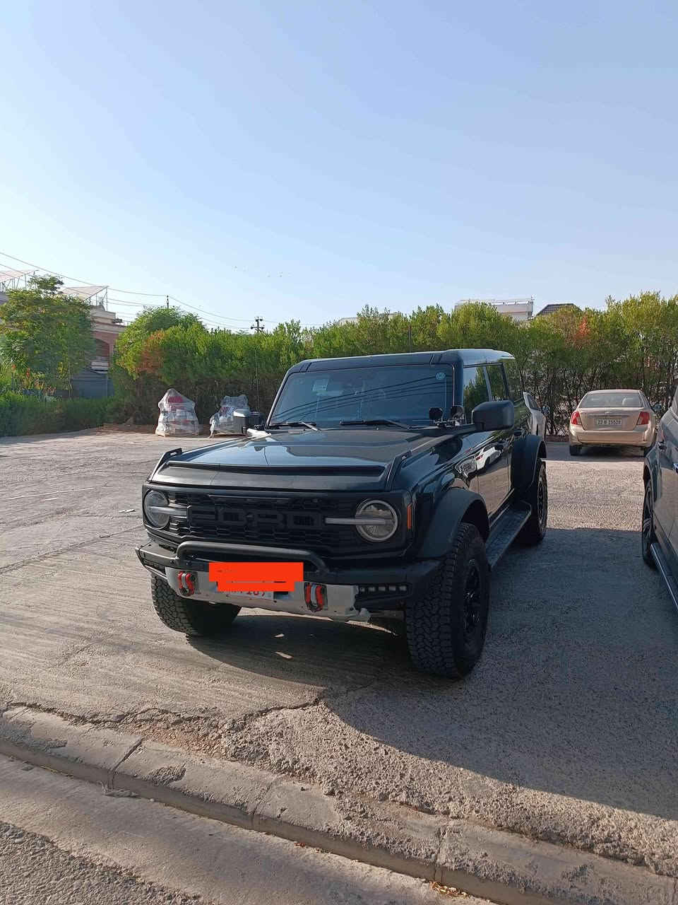 Ford Bronco
Outer banks 
2025
6V
8000km
Black

***********

نص مكتوب في الصور:
- MODEL: 2025 OUTER BANKS EDITION. ODOMETER: 8,000 KM. EXTERIOR: 2 BODY PANELS REPLACED WITH OEM (BONNET REPLACED WITH GENUINE OEM PART). FOR INQUIRIES: ***********. MODEL: 2025 OUTER BANKS EDITION. ODOMETER: 8,000 KM. EXTERIOR: 2 BODY PANELS REPLACED WITH OEM (BONNET REPLACED WITH GENUINE OEM PART). FOR INQUIRIES: ***********. BRONCO: REFINED CAPABILITY