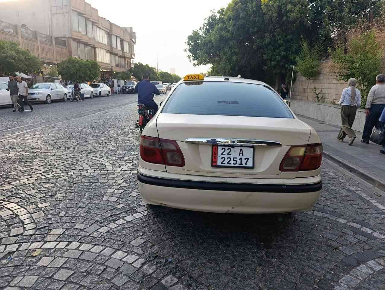سلاو هاوريانى خؤشةويست
نيسان سةنى بؤ فرؤشتن 
موديل ...2002 مالةكى خاوينةو بي حةيبة گيرو مةكينةش بةشةرتة بؤ سةحريش پةيوةندى بكةن بةم ژمارة تةلةفؤنة .
***********..يان..***********
