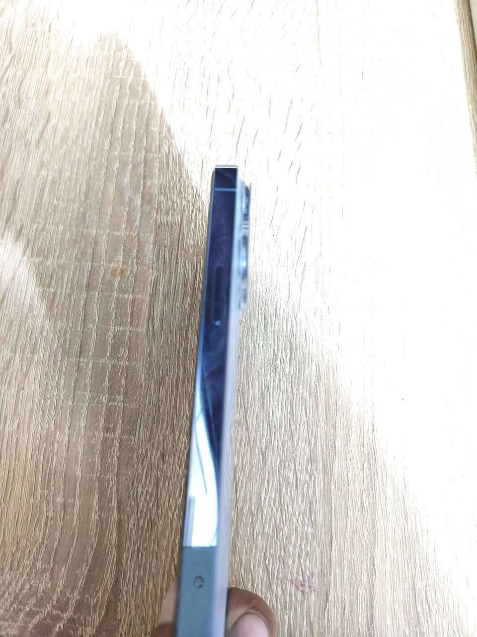 ايفون 13 برو ماكس عربي شرق اوسط غراضه كامله كارتون مطابق ويه الجهاز ذاكره 256 بطاريه 78 بلاديه الجهاز كفاله لا مفتوح ولا مصلح ابد شحن انسا يكفيك يوم كامل صوته عالي سعره 750 الف قفل قفل قفل لحد يعامل جماعت 700 لا طبلي ابد مكاني بغداد ***********
