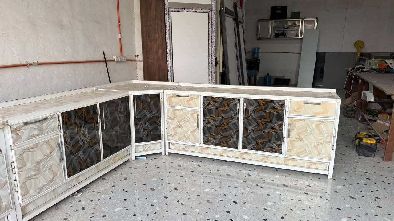 مستعمل • نضيف كلش • دولاب