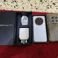 هونر ماجيك 8 پرو • ٥١٢/١٢ • بلزگة