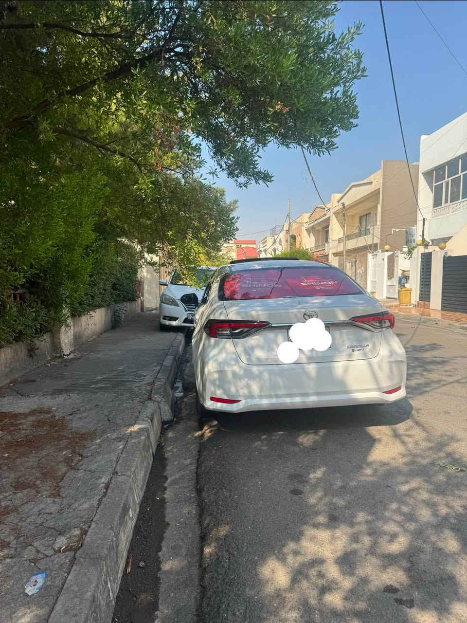 سەلام 
بیکاشۆ هایبرید ٢٠٢٥ سپی بەفری فولل مواسەفاتە ١٣ هەزار رۆیشتووە سەیارەکە زۆر پاکو جوانە سبوغو ساردە کوتو شتی نیە بەس دو شوختی بچوکی هەیە باقی هەموو شتی شەریکەیە و گاعیەی بیلادی نەشکاوە  رەقەم هەولیرە
تکایە موشتەری تەلەفۆن لۆ وەتس ئەپی ئەم رەقەمە بکە 
*********** أربيل, العراق
