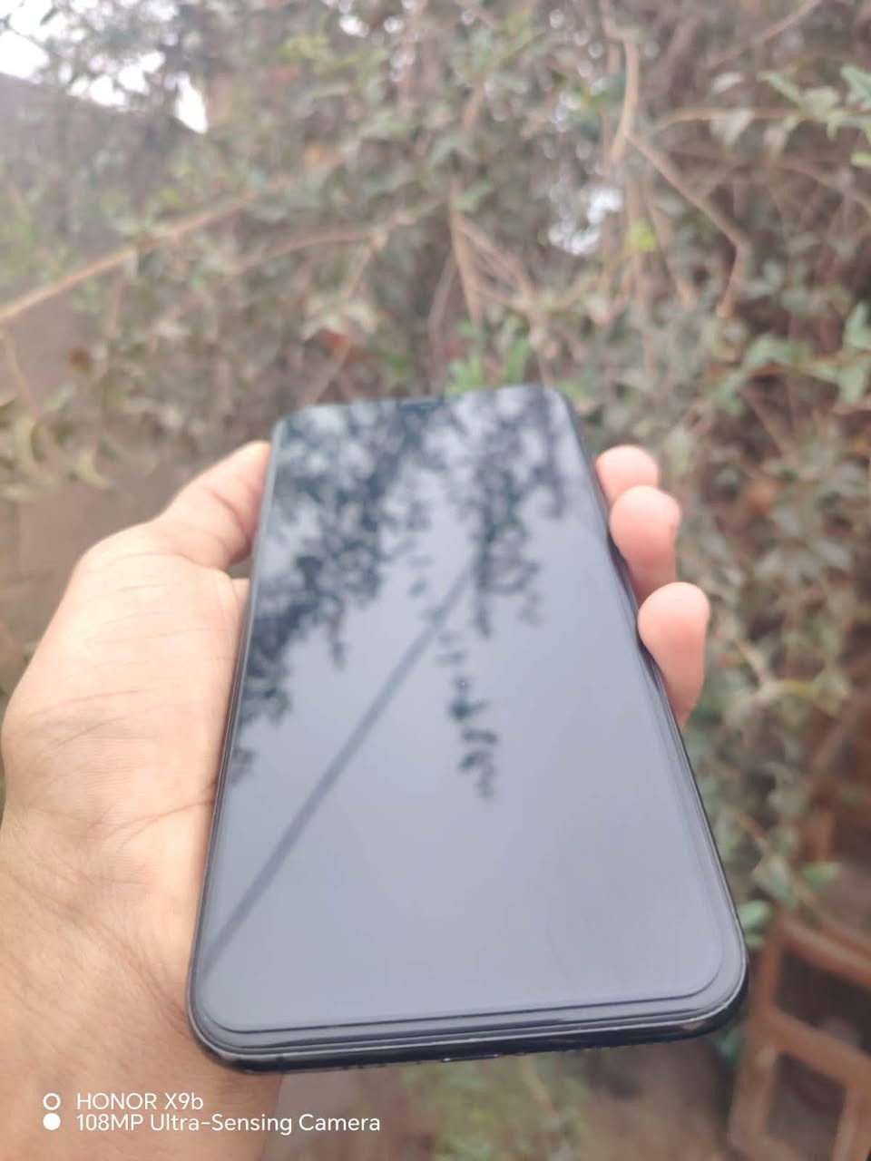 آيفون ١١ برو ماكس • ٢٥٦ • بطارية ٨٥٪