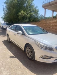 سوناتا 2018  وارد كوري محرك 2000 خطين الغاز ملغي بيها تكحيل بالباب الخ...
