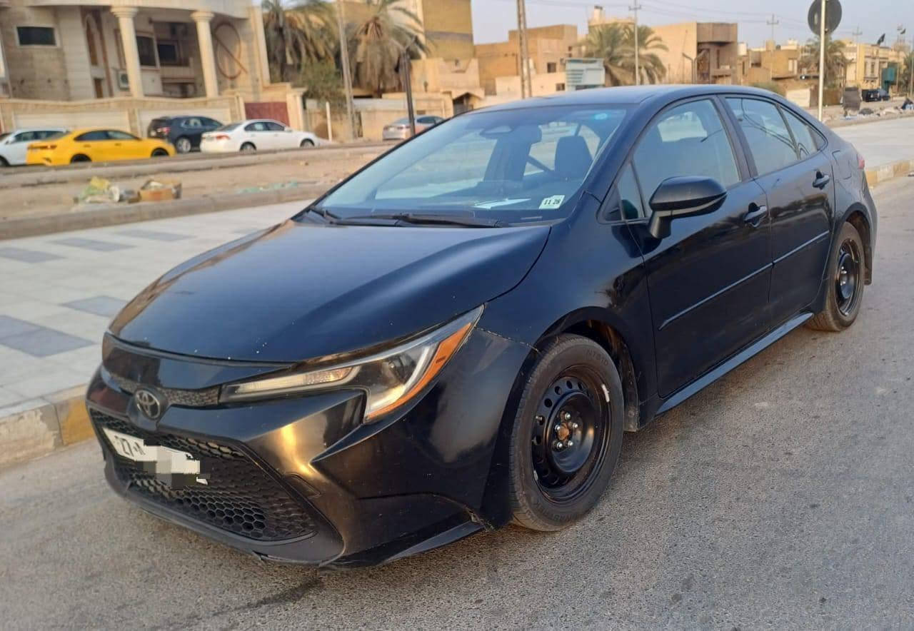 مرحبا . 
عرض للبيع فقط . 
السيارة : كورلا موديل 2024 le.
لون : أسود  .
رقم : ذي قار دولي. 
( حرة بأسمي تحويل مباشر )
 الضرر : صبغ قطعه وحده (بنيد) . 

للتواصل  : ***********
