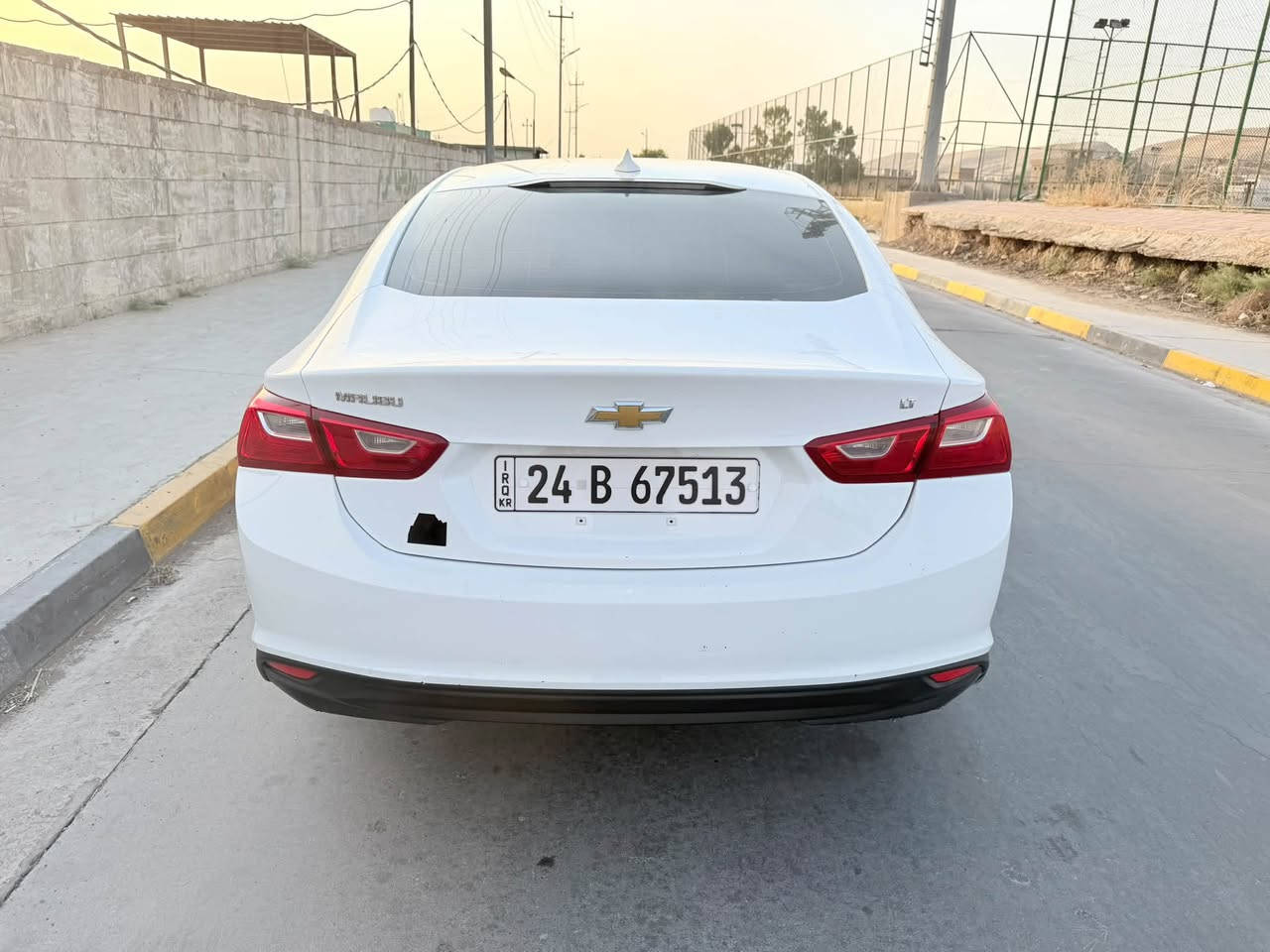 ماليبو موديل 2023 LT سياره شبرين بل بونيد  ربع جاملغ جهت سائق بدون دواخل سيارة رقم دهوك محرك كير كل شرط سياره تشغيل عن بعد رادار خروج عل مسار دواخل سيارة جديد سعر عل خاص 
***********
*********** سياره موجوده موصل بعشيقة

