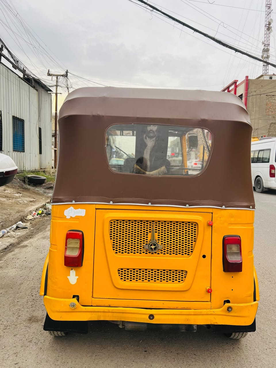 موديل ٢١ • نضيفه • بغداد الرئاسه شارع عشرين