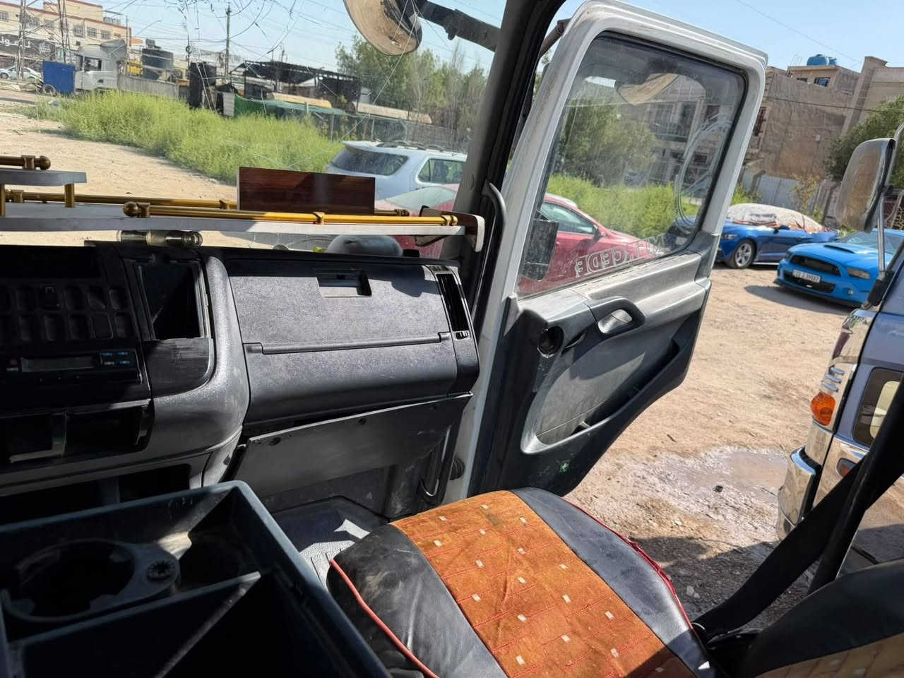 السلام عليكم  للبيع مارسيدس اتيكو قمارة وربع ويل دبل تاير + كرين 3 طن فلات لسحب السيارت 18 طن موديل 2002 رقم اربيل الجديد تحويل ثاني يوم تبريد مكينة كير خير من الله السعر 190 ور قة بي مجال بسيط عنوان السيارة بغداد السيدية

للاستفسار الاتصال ***********
