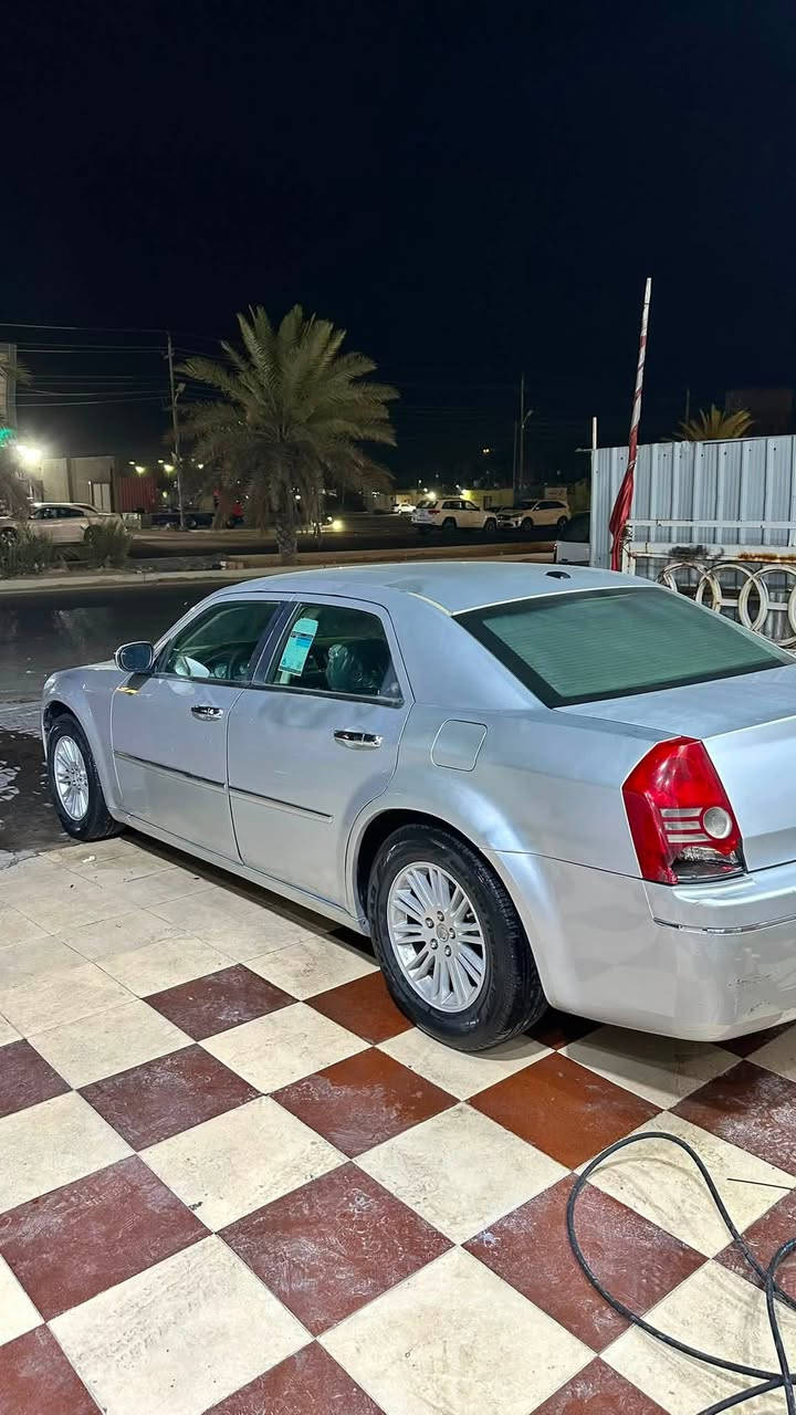 السلام عليكم
⚠️كرايسلر 2009 للبيع رقم بصره 
كفاله من الضربه فقط صبغ حزام السياره تبريد حداده تخم تاير كفاله مكينه گير كفاله
٤ جوك كشنات جلد 
⁉️فقط بيها ملاحظات بسيطه السعر (115) وبيها مجال 
استفسار اكثر *********** رقم واتساب موجود
المكان البصره
