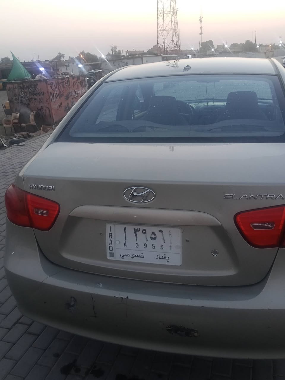 السلام عليكم 
النتر خليجي موديل 8مكينه1600دكشن عالي 

سياره تخم تاير حداديه كير ومكينه وتبريد 
صدر خلفي مامي كله جديد  رقم بغداد تحويل ثاني يوم 
سياره بيه 3قطع صبغ السعر 84وبيه مجال 
الشراي يتصل ماكو خاص 
***********
