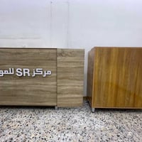 للبيع للبيع  ميز كاشير مع جرار وباب سعر 250 الف  ارتفاع متر و10سم عرض ...