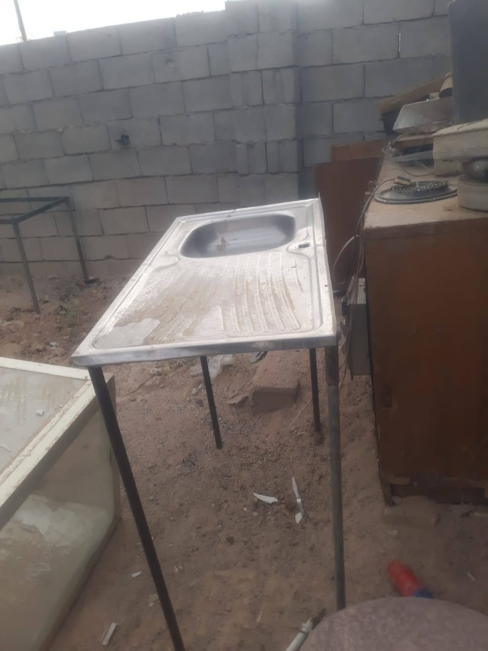 كراسي ٥ • ماطور • حوض كرانيـت