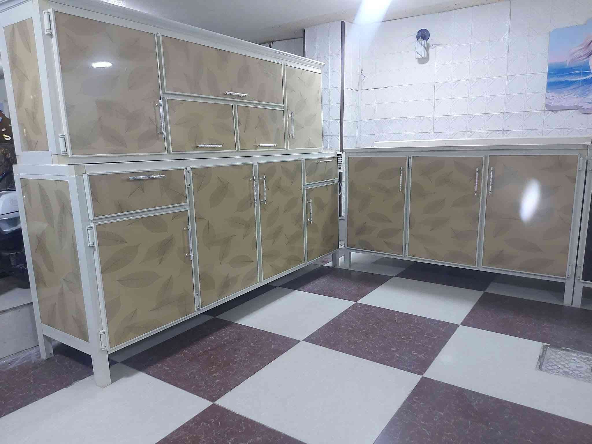 معرض الزهور للأثاث            
وصول وجبه جديده من الكاونترات والسنك الألمنيوم شغل احطاطه وبأسعار مناسبه جدا رغم صعود الاسعار اسعارنا ثابته ومناسبه جدا اتصل ع رقم وبخدمتك
متوفرحسب الطلب كل القياسات موجوده  
العنوان الرمادي منطقه 5 كيلو شارع 100 قرب مطعم 🍴 هيوا لكردي 
للاتصال  ***********
اهلا وسهلا بكم…🌹
