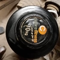 يوجد لدينا وزان ثقيله السعر الكيلو اب 2000دينار للتصال07780806974