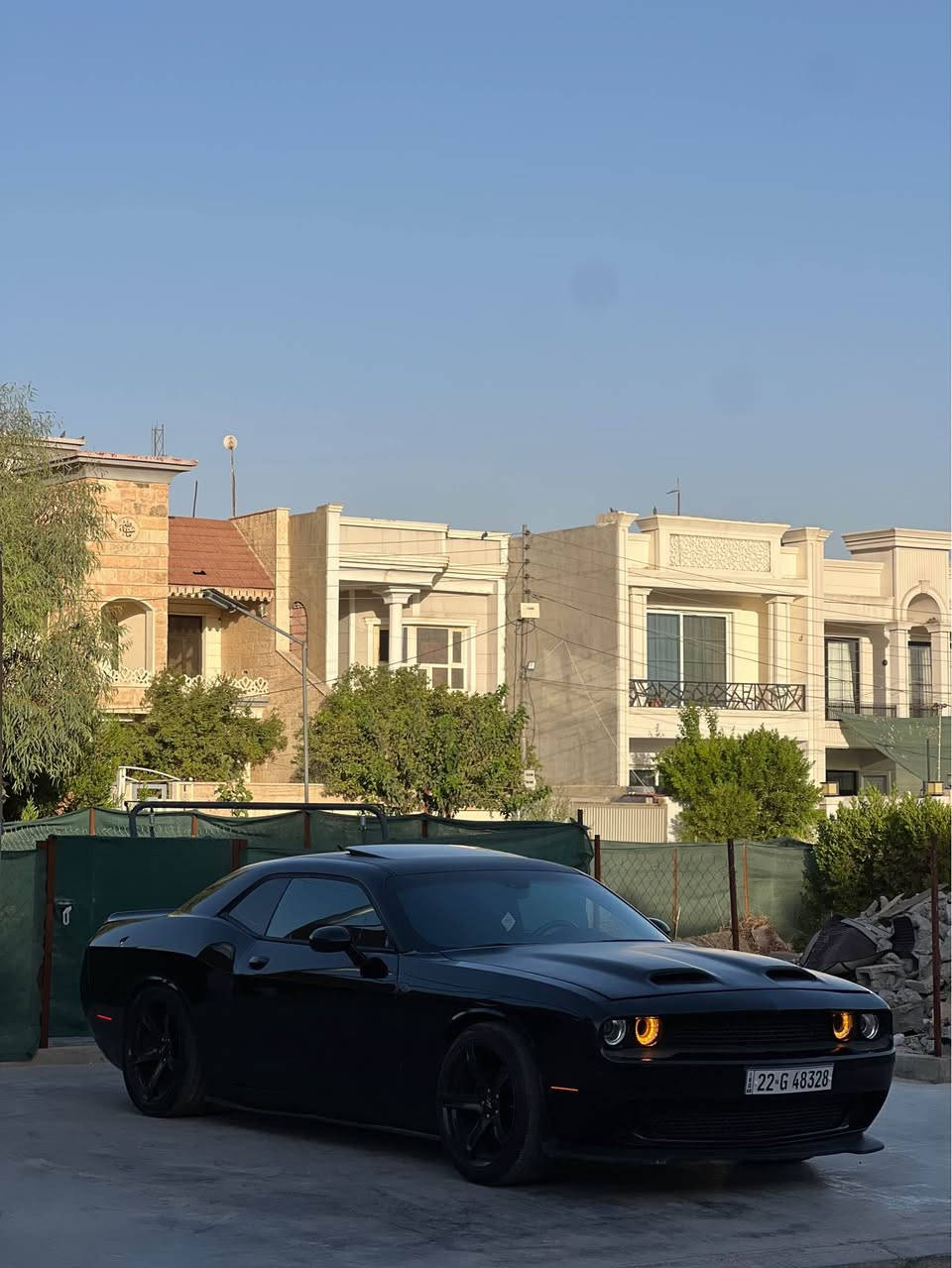 کوردی و عربی:👇🏻
🚘🔥 دۆج چالنجەر 2017 SXT Plus.  ⭐ 
موواصفات:

• سڵایت
• بەمسە و شەغال
• ڕاداری پشتی، پێشی و تەنیشتەکان
• سیستەمی دیاریکردنی خێرایی(تعدید سورعە)
• شەفتی سوکان
• 3 گێر، بە تەواوی چاک و جێگیر
• مۆدەکان: Default / Custom / Sport / Track
• شاشەی Uconnect + Apple CarPlay
• سەماعەکانی Alpine بە کوالێتی بەرز
• ویلی SRT
• دۆسەکان شواربی کامل بەستراوە
• بۆنیتی هێلکات

🔧 مەکینە و گێر:

• 6 پستن
• مەکینە، گێر و سیستەمی کارەبا بە شەرت 
• هیچ مەسروفێکی تێدانیە 

🎨 پارچەکانی:

• لای سەکن 3 پارچەی بۆیاغ بەس لیخشانە 
• لەگەڵ چاملغەی پێشەوە لای سایەق 
بۆنیتی گۆرایە لەبۆ سپۆرت
کەمەک ناوگرتنی هەیە زۆر نیە 

✨ سەیارەکە پاک و خاوێنە و تازە بە تەواوی پۆلیش و خاوێنکراوەتەوە؛ ئامادەیە بۆ سواربوون 
📑 تحویل و بەناوکردن بە بەشەرتە

💰 نرخ: 135$
⏳ مەجالێکی زۆر کەم هەیە!
📞 بۆ زانیاری زیاتر پەیوەندیم پێوە بکەن، لە خزمەتم
0️⃣7️⃣5️⃣0️⃣4️⃣9️⃣6️⃣0️⃣0️⃣0️⃣3️⃣
عربي:
🚘 دوج تشالنجر 2017 SXT Plus

🔹 مواصفات كاملة، بشرط أن يكون كل شيء يعمل بشكل ممتاز:
* سلايت
* بصمة وشغّال
* رادار خلفي وأمامي وجانبي
* تحديد السرعة
* شفتات ستيرن
* 3 گير كامل ومضبوط
* المودات: Default / Custom / Sport / Track
* شاشة Uconnect تدعم Apple CarPlay
* سماعات Alpine فول كوالتي
* ويل SRT
* تايرز جديدة وكاملة
* بونيت هارلم أصلي 

🔧 المحرك والجير والكهرباء: 6 سلندر، گير ومكينة وكهرباء بشرط الفحص والتأكد من سلامتها وعملها بشكل ممتاز.

🎨 البودي:
* صبغ 3 قطع بالجهة اليسرى مع جامليغة أمامية، بدون سحب شاصي.
* الهيكل غير ممسوك.
* فقط داخل باب القوپة بدون سبغ

✨ السيارة نظيفة جداً، وما عليها مصروف، وتم تلميعها وتنظيفها بالكامل مؤخراً.
📑 التحويل والتسجيل على المشتري.

💰 السعر: 135$
⏳ مجال بسيط جداً.
📞 لمزيد من المعلومات، أنا بخدمتكم:
*********** أربيل, العراق
