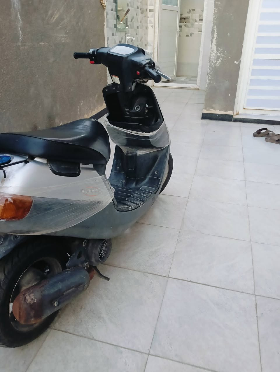 سلام عليكم بتره بلاديه مامفتوحه شغاله من طول لطول ب450وبيه مجال
رقمي ***********
