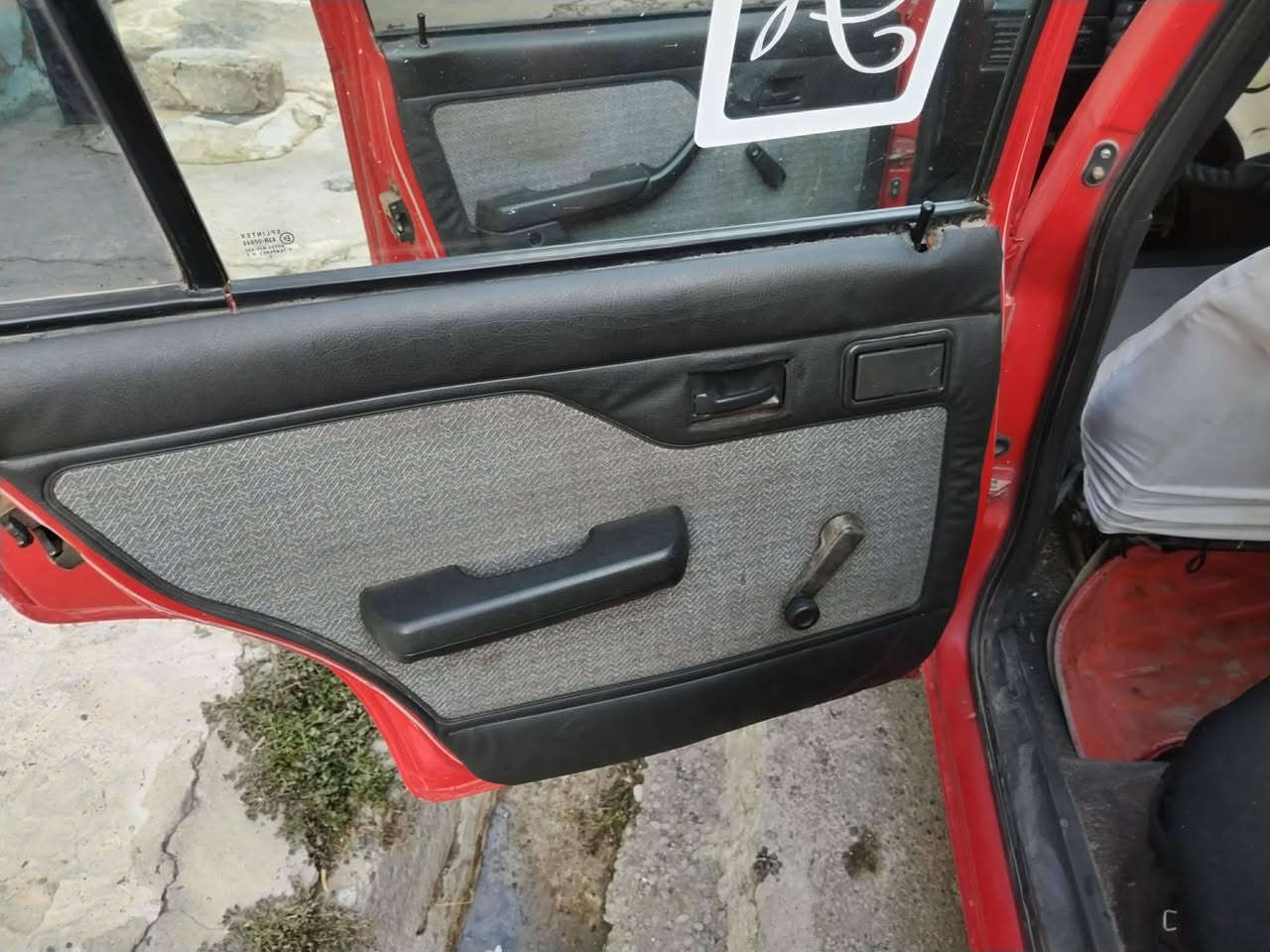 كاديت للبيع 
مكينه وكير شرط
مابيها عير قطعتين بخ شرط جكوج مامضروبه تصليح تواير فقط 
سيارة جاهزه من كلشي مل بيت 
كاربون بيها السعر 30 وبيها مجال للطيبين شرط التحويل اني الشرعي ***********/***********
