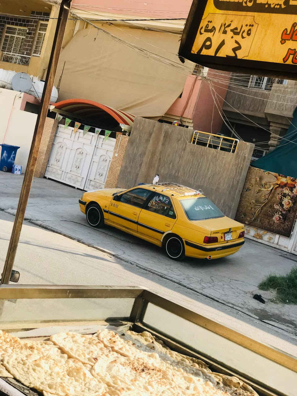 سلام عليكم بيجو بارص ٢٠١٠ مكينه هستوني مجفته وكور جديد بمسي تريد وكاله تريد تحويل رقم بغداد مكاني المعامل سعره ٢٢  وبيهة مجال    ***********

