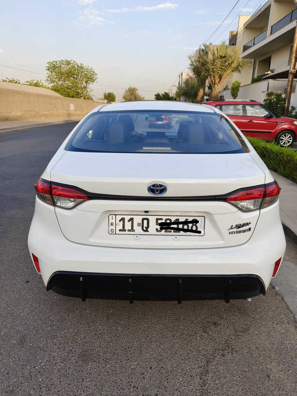 السلام عليكم 
كورلا هايبرد شكل s
رقم بغداد الجديد باسمي 
 فول مواصفات 
موديل 24
سياره جديده ومكفولة
بيها رصعتين بارد بسيطة كلش موضحه بالسونر
بيها اضافة لد انارة متغير دشبول وابواب سعره ورقه 
سياره مكانها بغداد حي الاعلام 
السعر154

***********

نص مكتوب في الصور:
- AL-KAHLA SCAN سونار الكحلاء Al-kahla-scan سونار الكحلاء للفحص بالجهاز الألماني نرى ما لا تراه فحص البدن الخارجي فحص المحرك والكير فحص الشاصي فحص اضرار السيارات الاسم: نوع المركبة: الوقت: 10:34 ص التاريخ 2026/08/28 اللون: الموديل: رقم الهاتف: حي الاعلام - شارع البدالة ابحث عن العيب من خلال الباركود هاتف: 35757655 المهندس رضا الكروي بارد + رصعات وخدوش الجانب الايسر : رصعات وخدوش كلير رصعات خدوش معجون صبغ بارد تبديل الجانب العلوي : رصعات وخدوش ملاحظة / نخلي كامل مسؤولياتنا بعد انتهاء الفحص وتسليم التقرير الى الزبون ملاحظة : نخلي مسؤوليتنا التامة عن العيب الشرعي في السيارة