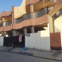 ٤ شقق • ركن • قرب جامع سداد