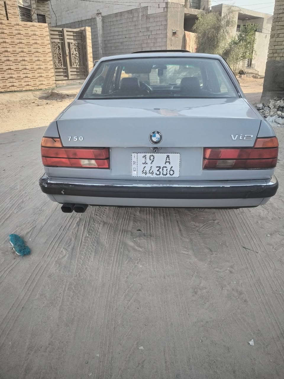 بيئم للبيع حجم 750رقم كربلاء سنويه جديده وهزه جديده ماصاقطه بعده محور فيفي تي كير ومكينه تبريد ثلج مكان سياره كربلاء السعر 35 للتواصل ***********

