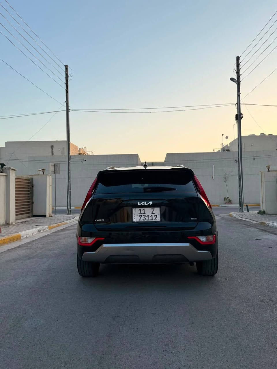 السلام عليكم 🙋🙋‍♂️
كيا نيرو هايبرد موديل 2023 بيع او مراوس

اذا تريد سيارة SUV كورية عائلية تجمع بين الفخامة و الأقتصاد ( تفول مرة بالشهر ) وارد امريكي 

السياره خير من الله نظافه وبيها مواصفات بعد احلا

ماشيه٤٢الف كيلو

 المواصفات 

بصمه

اشاير بالمري 

كشنات جلد و مخمل 

ترحيب دخول 

.نظام ايكو وسبورت قياده

• بطارية ليثيوم

• شاشة كبيرة

• كاميرا خلفية

• حساسات خلفية 

• كراسي تدفئة

 .اتو هولد

رادار امامي

• مانع تصادم

• محدد مسار

• تصحيح مسار

• مثبت سرعة

• مانع انزلاق

• بصمة تشغيل

• بصمة أبواب

كشنات جلد

• مري رادار

• نقطة عمياء

• شاحن وايرلس 

شاحنة بالكشانات 

• شاشة اعطال

• عداد ديجيتال

• اضوية امامية زنون LED

• اضوية خلفية LED

• كشافات زنون LED

• حساسات إضاءة

• إنارة تلقائية Auto

• نظام صوتي مميز Harmon kardon

• أوامر صوتية

• حساسات اصطدام

• حساسات مطر

• حساسات دخول الإنفاق

• حساسات ضغط هواء الإطارات

‏• GPS

شفتات بلستيرن

تبريد قطعتين

قياده ذاتيه عل الطريق 

تشغيل عن بعد 

• بلوتوث

فتحه سقف 

تبريد قطعتين

• مدخل USB + AUX

وبيها بعد مواصفات خير من الله 

سعر السياره١٤٠وبيها مجال

الاستفسار على  الرقم***********

واتساب ماسنجر  مكاني بغداد 

صور امريكا موجوده
