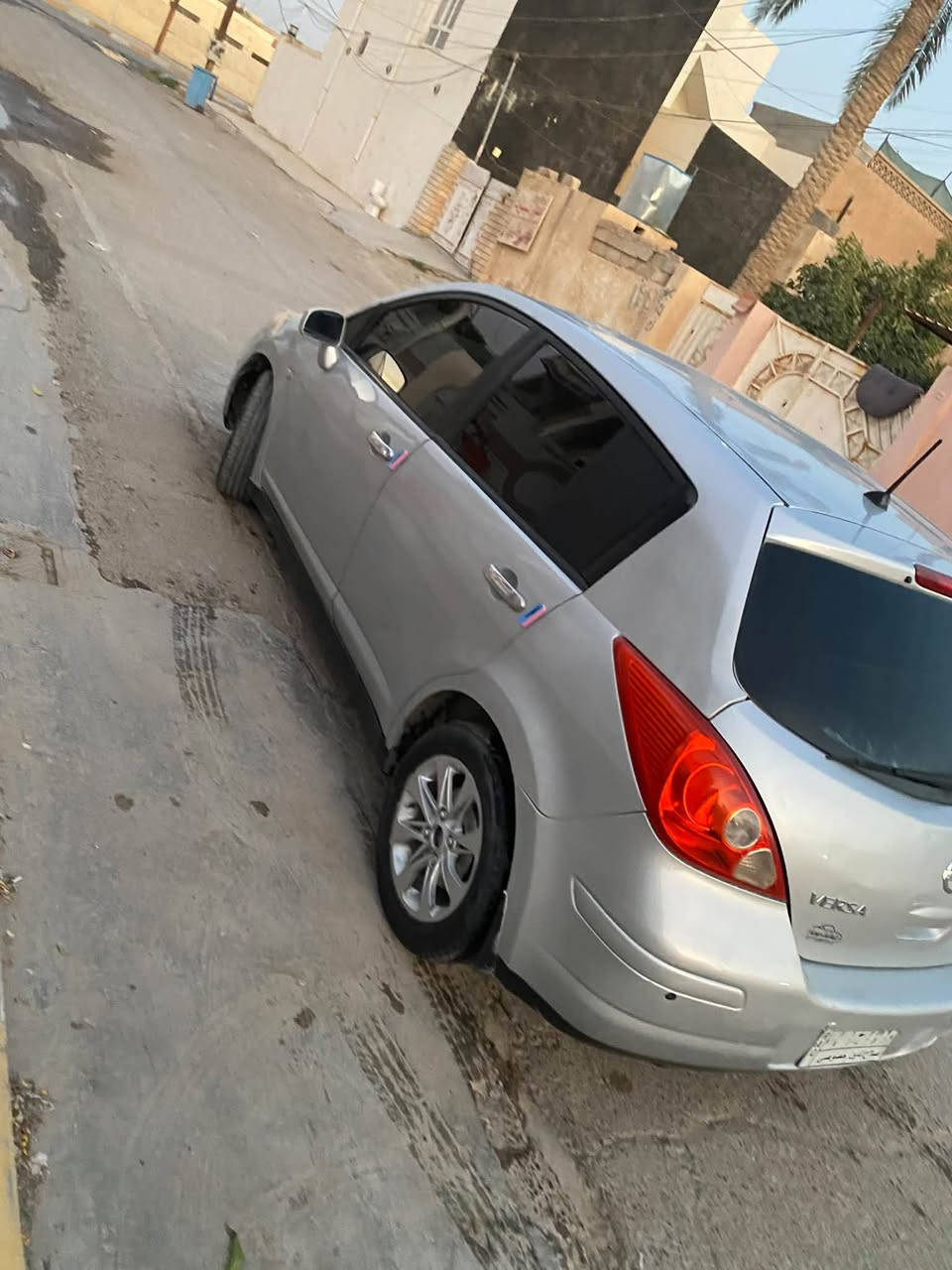 فيرسا • ٢٠٠٩ • بشرط