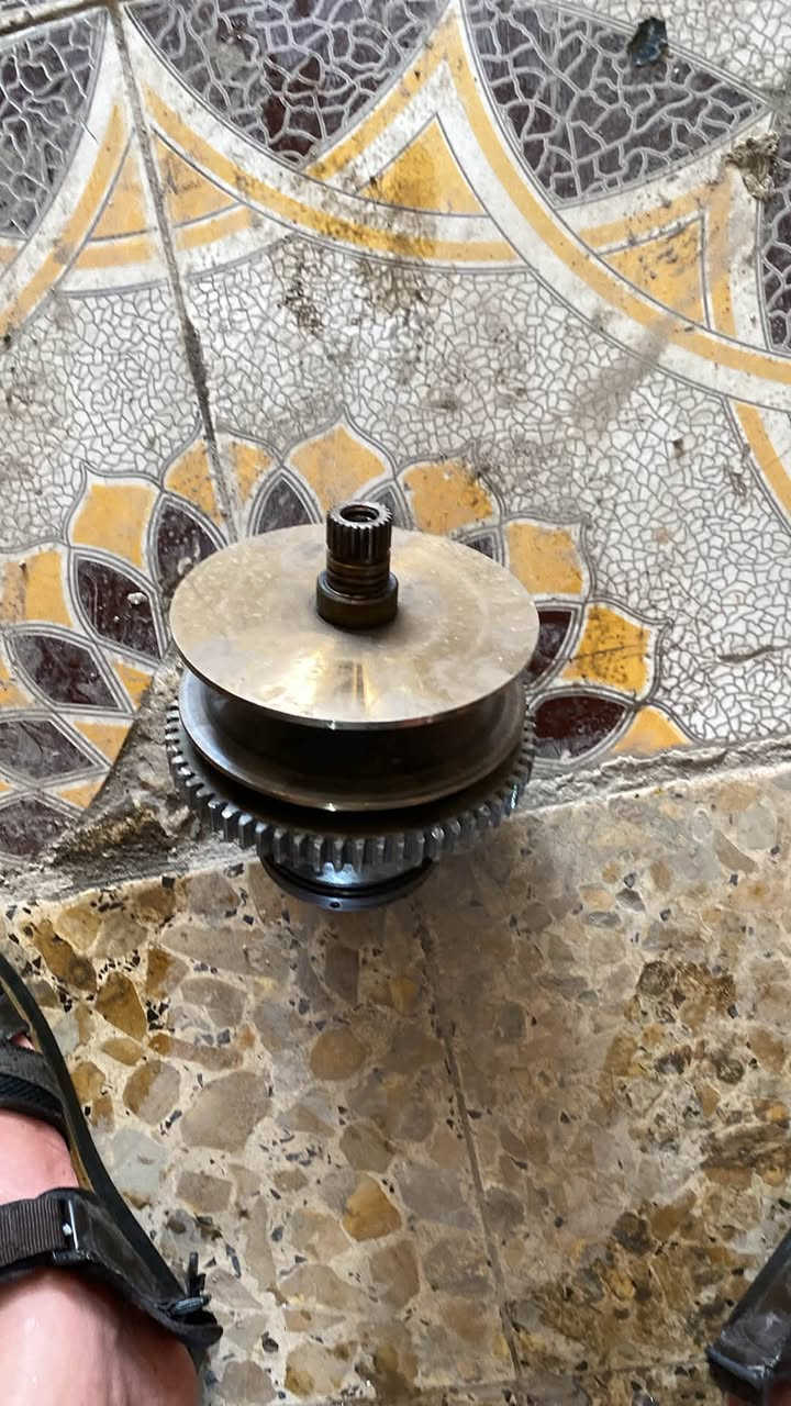 كلج حجم650بي ضمان سبوع عل شغل شرط اخرس من تشدة تفاصيل خاص او واتساب***********

