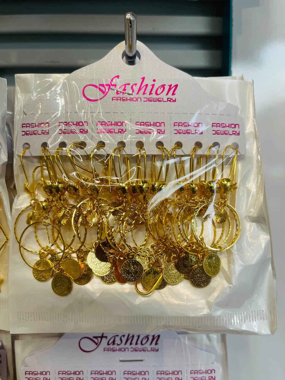 اكسسوارت المرجان 🥇
تراجي برازيلي: السعر (5,000) للدرزن فقط 💎
 حجل برازيلي: السعر (7,000) للدرزن فقط 👣
 سوارات كارتير برازيلي (خشنة): السعر (10,000) للدرزن فقط ✨
🔥 كما توجد لدينا أغراض وبضاعة مشكلة أخرى، السعر مكتوب وواضح على كل صورة!
📦 التوصيل متوفر لكافة المحافظات 🚚
للطلب والاستفسار يرجى مراسلة الصفحة أو الاتصال 📩
واتساب (*********** )
رابط قناه التلكرام (https://t.me/+nI4Suw9fztlhNWYy)

