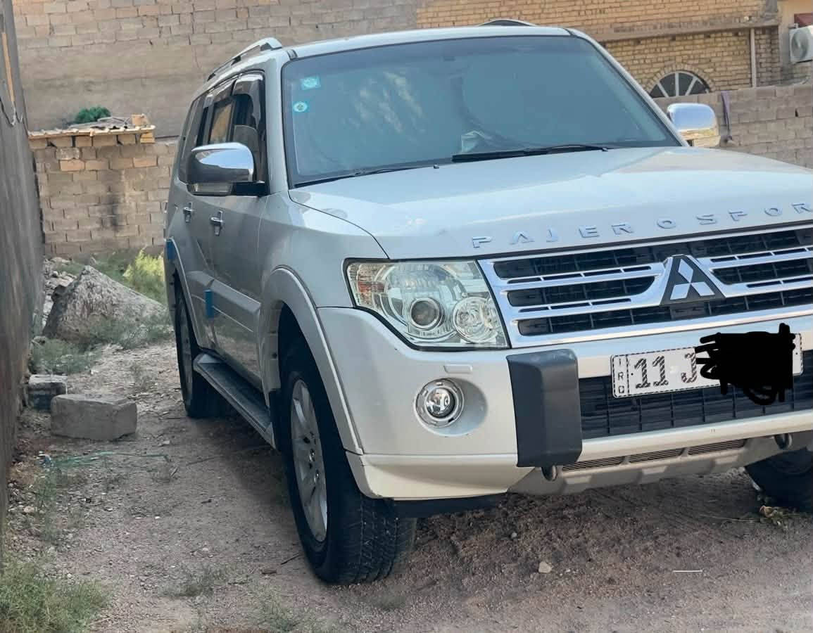 السلام عليكم
للبيع باجيرو حبتور 
معروفه مواصفات الحبتور
خليجي بدون اي ضرر 
مكينه 3.800 بحاله جيده
كير بحاله جيده 
تبريد خير من الله
رقم بغداد مميز 
السياره جاهزه
مكانها بغداد المحموديه
اي استفسار ***********
