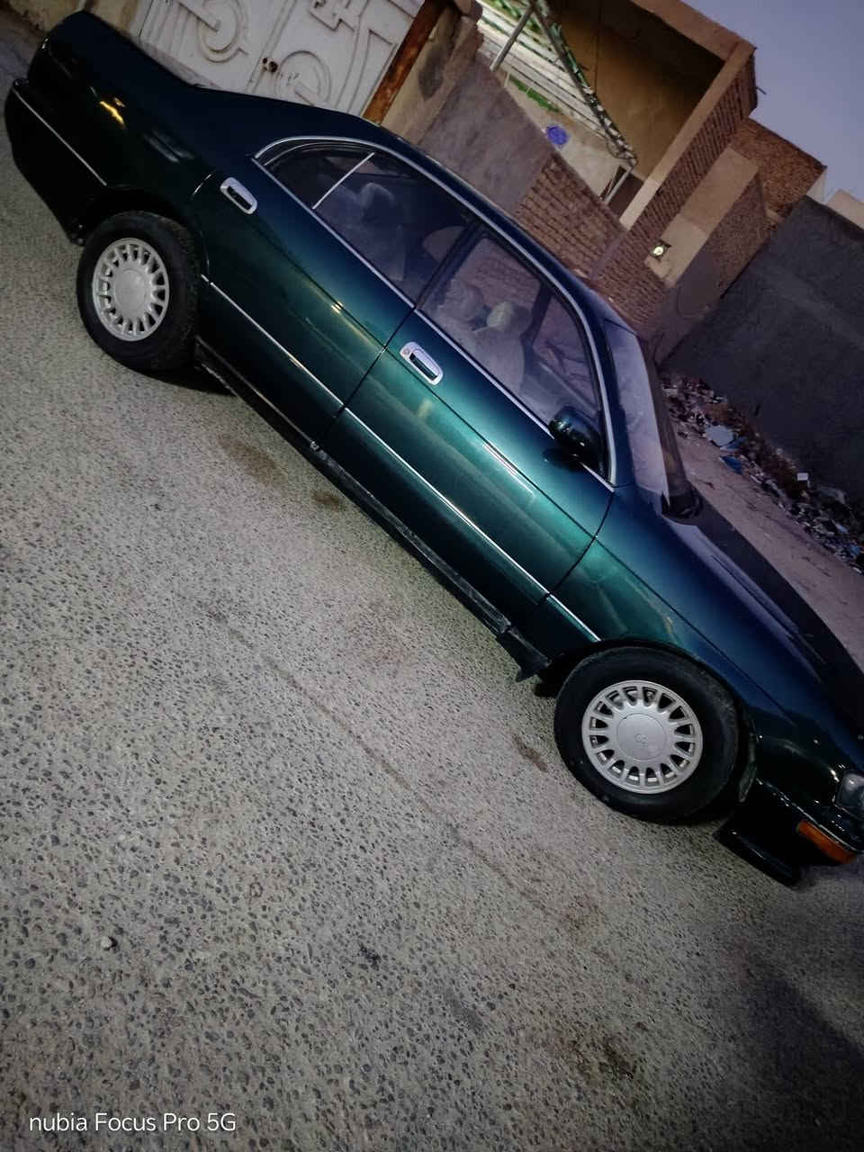 سلام سياره البيع بطه مديل 92 سياره حلوه مكفوله من ضربه و كصه مصبوعه عام جماليه بسمي كربلاء حي مهندسين ***********
