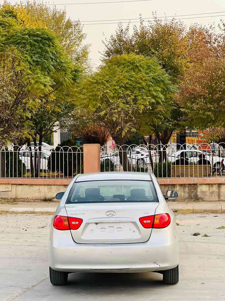 .
سەرەتا بە ناوی خوای گەورە
ئاڤانتی بڕاوە بڕاوە
٢٠٠٨ 
فول فولی بێ سڵاید
کوشن جڵد کوشن هیتەر
تەبریت لەمس
تازە داغڵی کامل مەسرەف
جامی پێشو دوای هەڵگیراوە
برێکی بەستراوە
ساردو گەرمی مەزبووتە
١٨٣ هەزار ڕۆشتووە
سەقفی بۆیاخ نیە بەشەرت
دەعمو لێدراوی نیە
پیشو پشتی کەپس
کەڤەر گۆڕاو بە شەرت
چوار تایەو ویلی لۆک لۆکە
چرکەی تیا نیە سەیارەکە زۆر مەزبووتە
تازە داغڵەو کۆدی نیە
سعری ٤٧ گەڵاو مەجالێکی برایانە
شوێن هەڵەبجەی تازە(شارەزور)
ژ.م
***********
وەتس ئەپو ڤایبەری لەسەرە
ڕەحمەتو لێبێ هەموو شتێکم نووسیەوە جوان بیخوێنۆ ئینجا تەلەفون بکە
لەگەڵ ڕێزدا🖤

