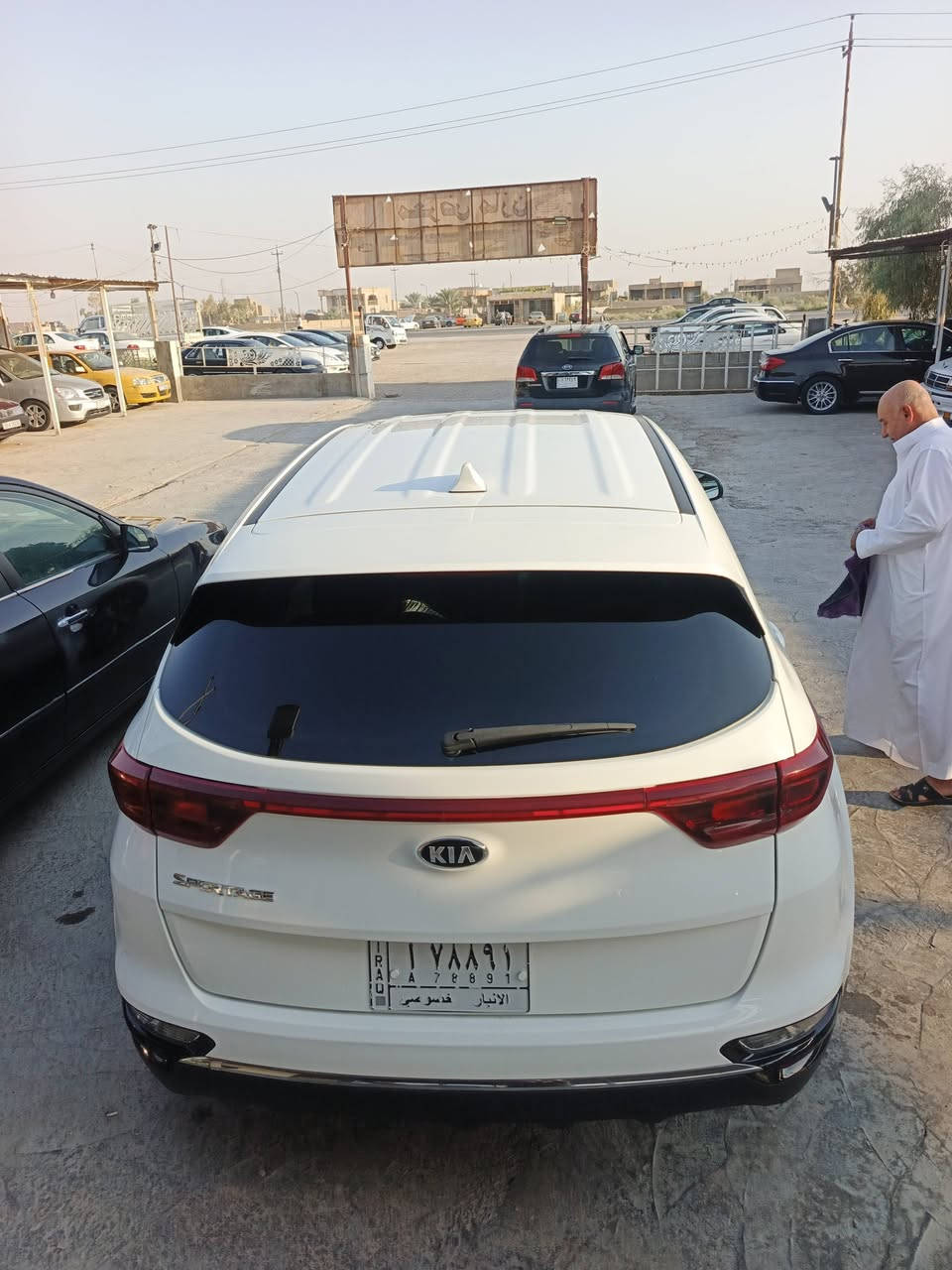 للبيع كيا سبورتج موديل 2020 وراد امريكي بدون ضرر رقم انبار السياره بعدهاا وضع الشركه ماشيه 110 الف كيلو متر حقيقي محرك كير صدر كله شركه تخم تاير جاهزه من كلشي 
للاستفسار اكثر اتصل ع الرقم 
***********
