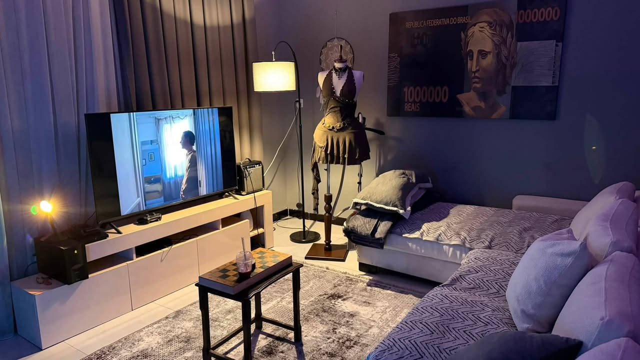 بيت للبيع مع الاثاث مساحه 50 متر صاله وغرفتين ومغزن كبير طابق ثالث يصلح يصير غرفه  الموقع البعيثه الفرع مقابيل مول القاسم سعر 115 مليون للتفاصيل ***********
