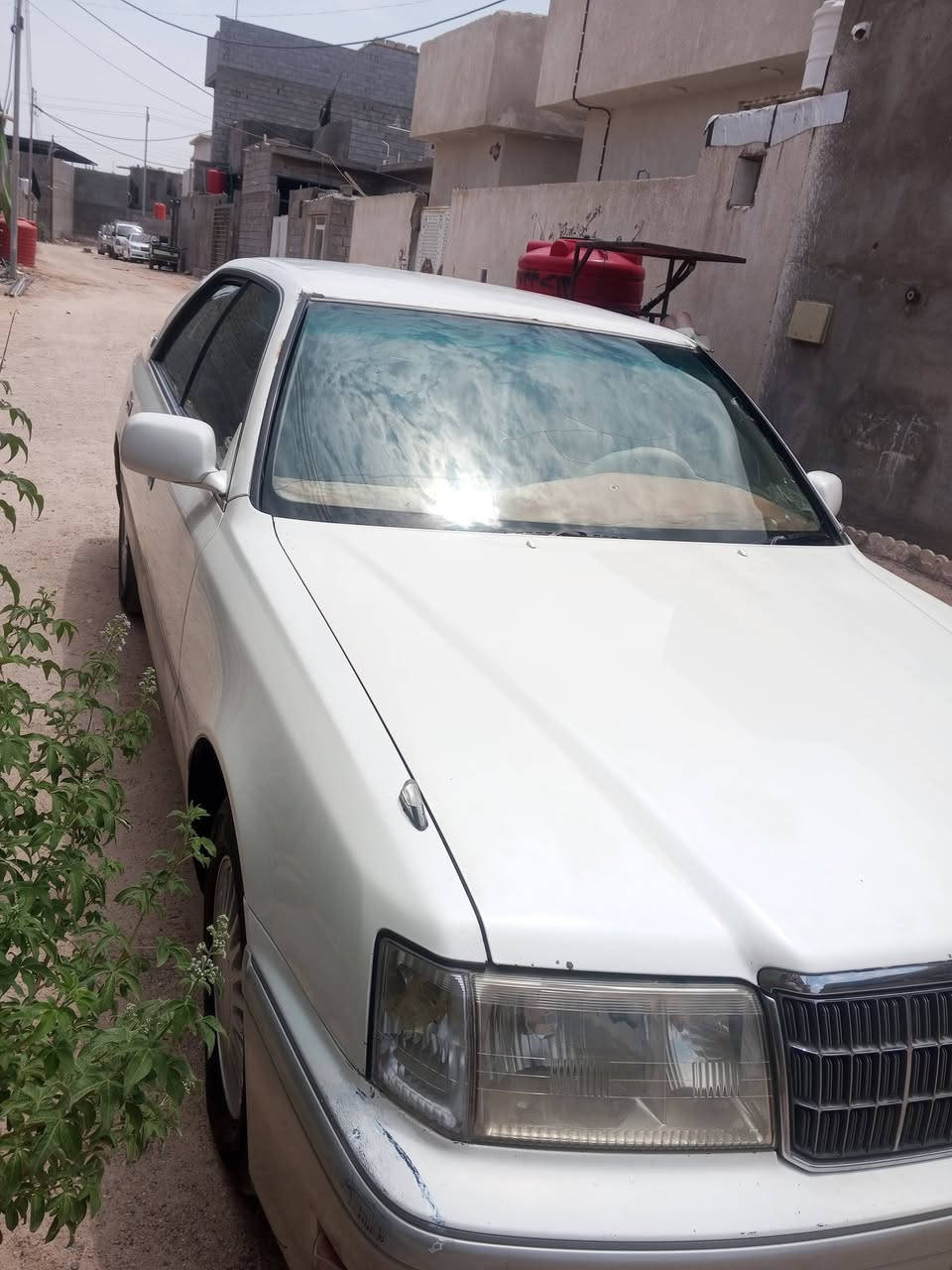 السلام عليكم راس الثور مديل 97 رقم بصره مشروع وطني سنويه مجدده سياره مكفوله من الكص ونقل جثه و لعيب الشرعي السعر 85 وبيها مجال مكان السياره في البصره ابي الخصيب تصل هاذرقم ***********
