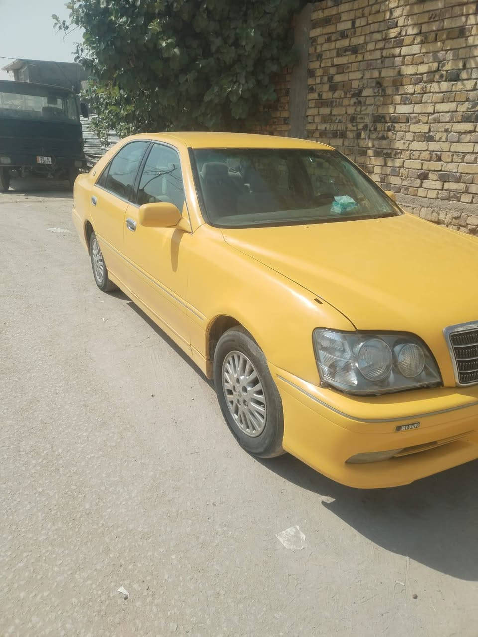 سلام عليكم ملكه البيع موديل 2003 سياره كصت قماره فقط رقم صلاح الدين الماني سعر 38 وبيهه مجال لطيبين شراي يتصل ***********

نص مكتوب في الصور:
- ١:٤٤ م
- 1:45 م