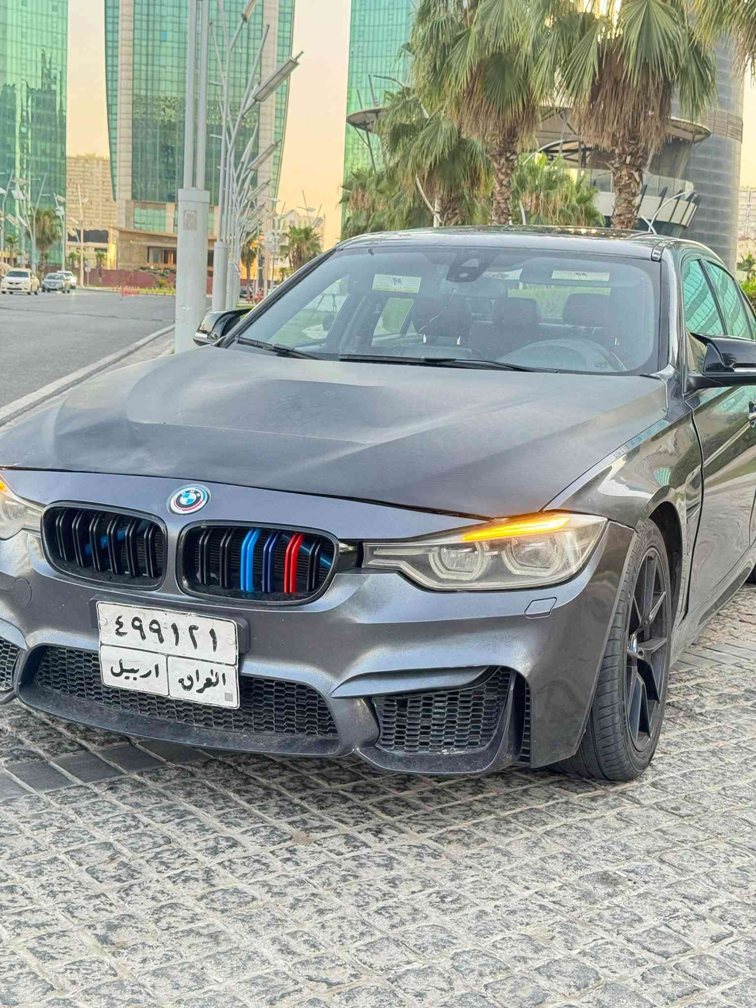بي إم دبليو 330xi • فول مواصفات • غرامة 18 ورقة