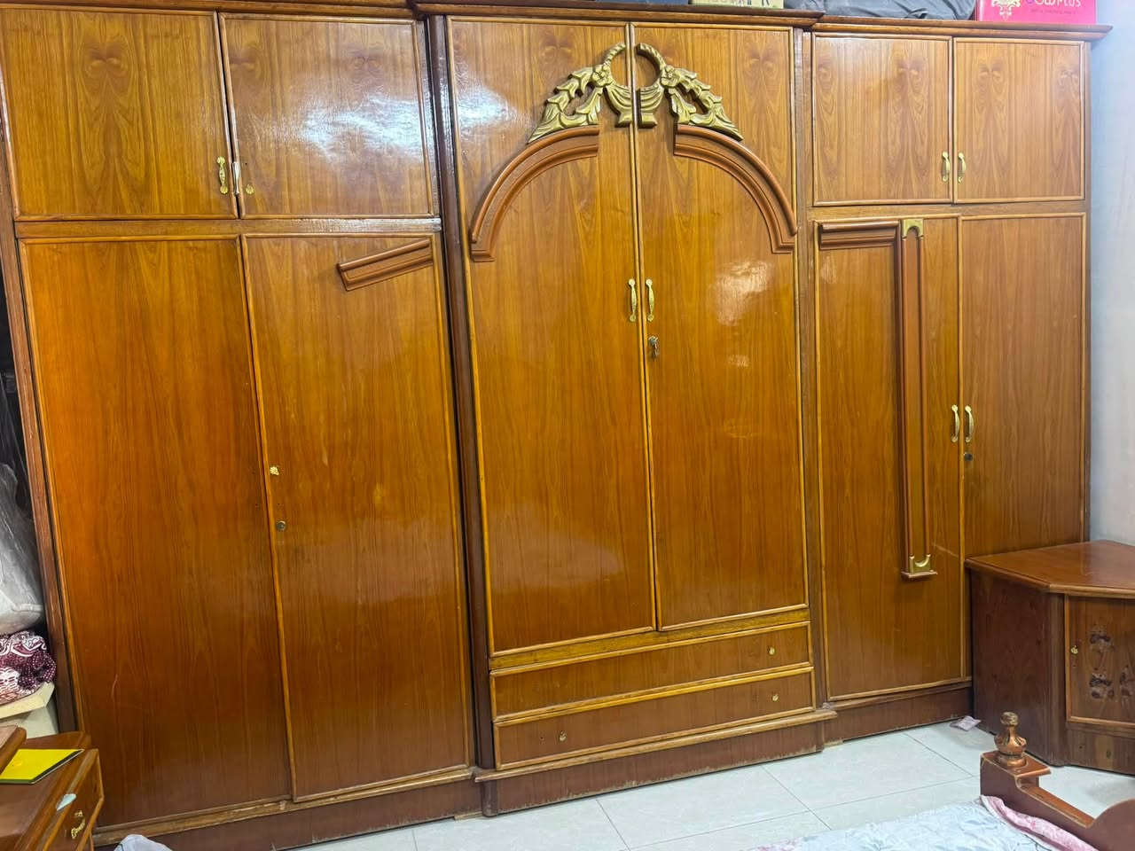 السلام عليكم غرفه نوم صاج داخل وخارج حطاطه عمل ماخذه 2850 قيم بما يرضى الله وبيك خيرودلل عنوانه بغداد ابي غريب 
***********@@
