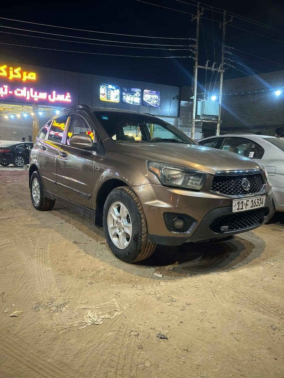 محرك 2000تدفئه تبريد ثلج عضمتها زينه صدرها 75٪لاضربه ولاتبديل شركة الاتصال على صاحب السيارة رايدها 85ورقه وبيها مجال *********** بغداد, العراق
