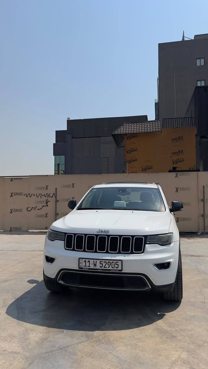 جيب لاريدو ٢٠١٤ خليجي فول مواصفات بيها صبغ بالجاملغ الايسر فقط السعر ٢١٥   الاتصال ***********
