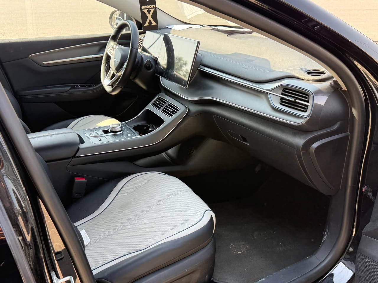 byd destro 2025
٣٦ هه‌زار ڕۆشتووه‌ 
ناو سپی كامل ئه‌شیای خۆی له‌گه‌ڵه‌ 
یه‌ك دوو شوختی هه‌یه‌ سه‌یاره‌كه‌ زۆر تازه‌یه‌
سعری ١٣٥
*********** Singapore
