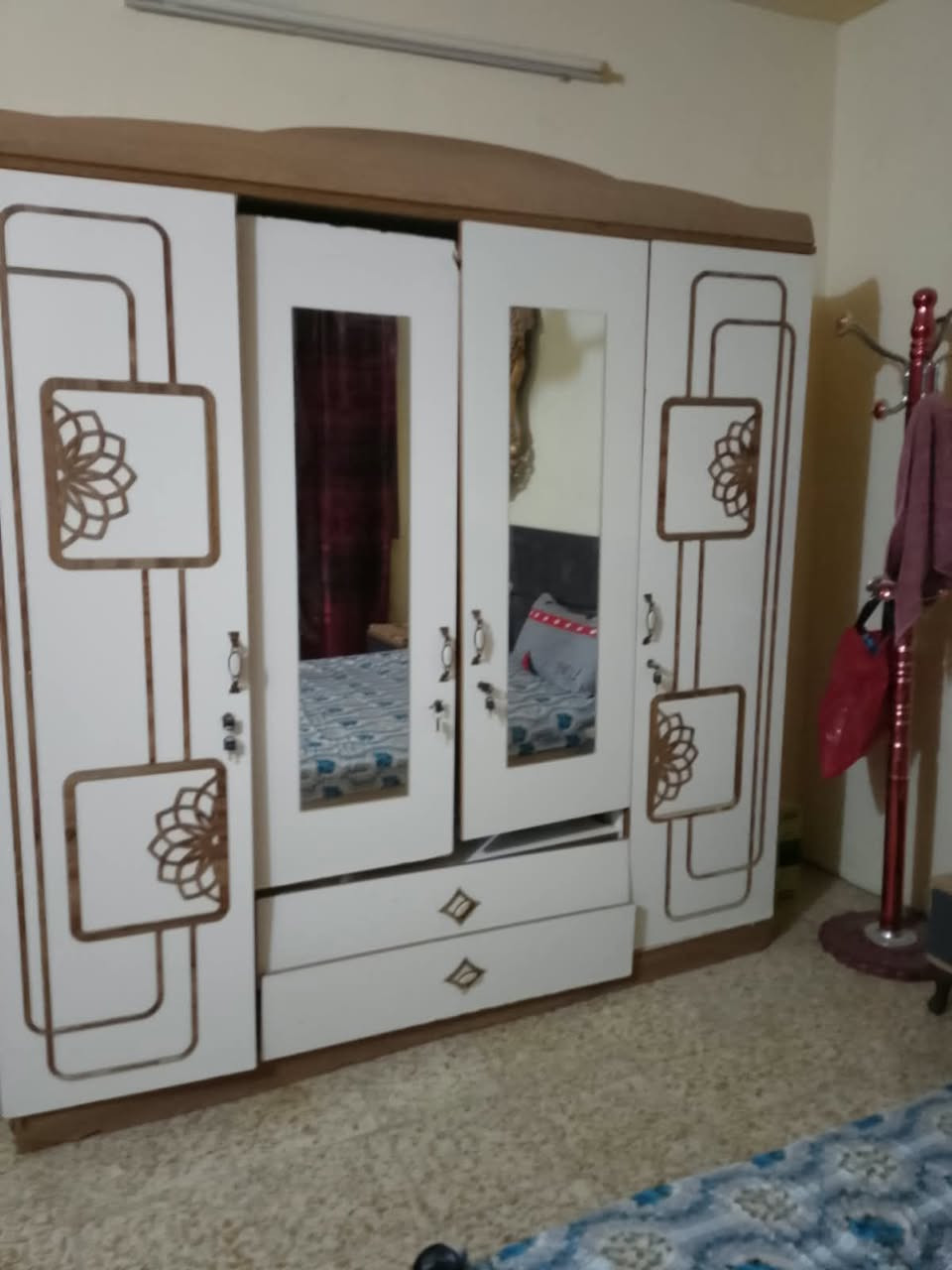 للبيع سعرع 200اتصال ***********
