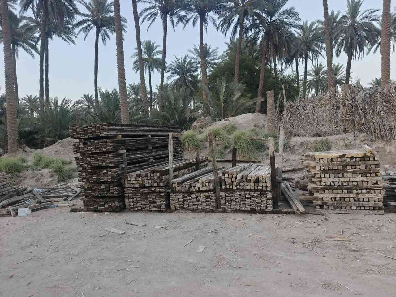 قالب خشب للبيع العدد 14 العنوان بابل اتصال ***********
