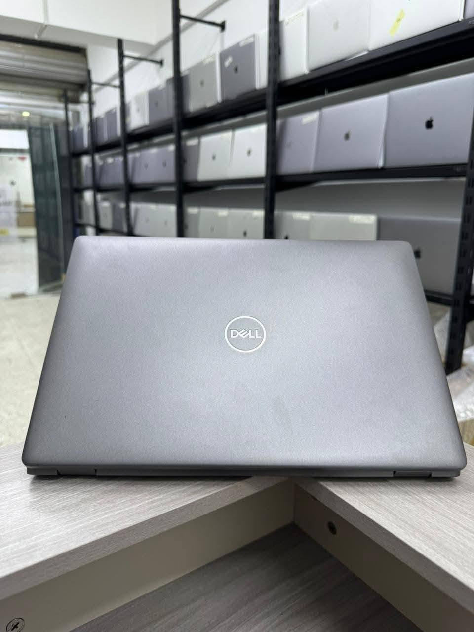 يتوفر لدينا..
لابتوب نوع Dell  حديث سلم نظافة ١٠٠٪ يستخدم للدراسة للطباعة للتصفح لطلاب الجامعات والاساتذة وندوز 11pro 
Dell
Cori5 جيل الثامن
Ram 8
Hard 256ssd
حجم الشاشة 14 انج
الملحقات شاحنة وحقيبة وماوس
للاستفسار مراسلة الصفحة أو وتساب ***********
يوجد خدمة توصيل داخل وخارج  بسماية
