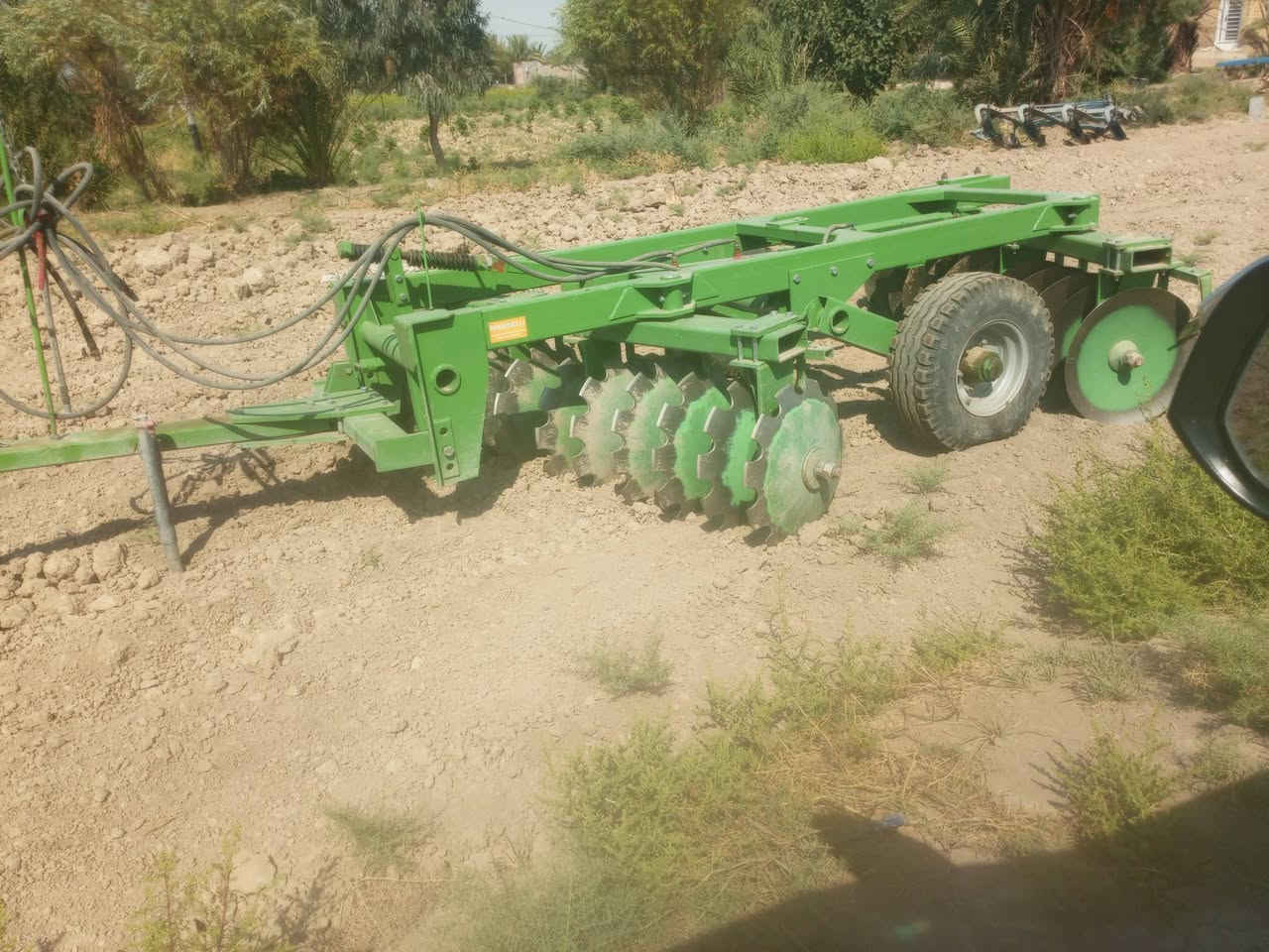 دسك ناردي ايطالي مشتغل 50دونم فقط
الشراي يتصل وانه بالخدمه 
97837103897
