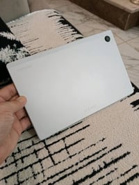 تابلت سامسونج A8  80 الف نظيف جداً
