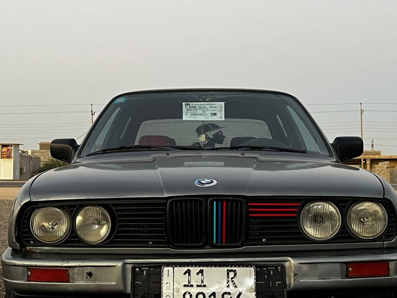 بي ام زعره حجم325i المرغوب مديل 1991رقم بغداد الدولي تحويل ثاني يوم سنويه 2031هزه جديده طخم تاير حداده كله جديد شاشه كير عادي كزوز رياضي محرك مفتوح 6سلندر توني شاده طخم ويل تبريد كامل وكلشي شغال بس ربط البوري من بدلت محرك ما ربطوه لايت زنون السعر 35وبيها مجال المكان بصره الدير ***********.....
