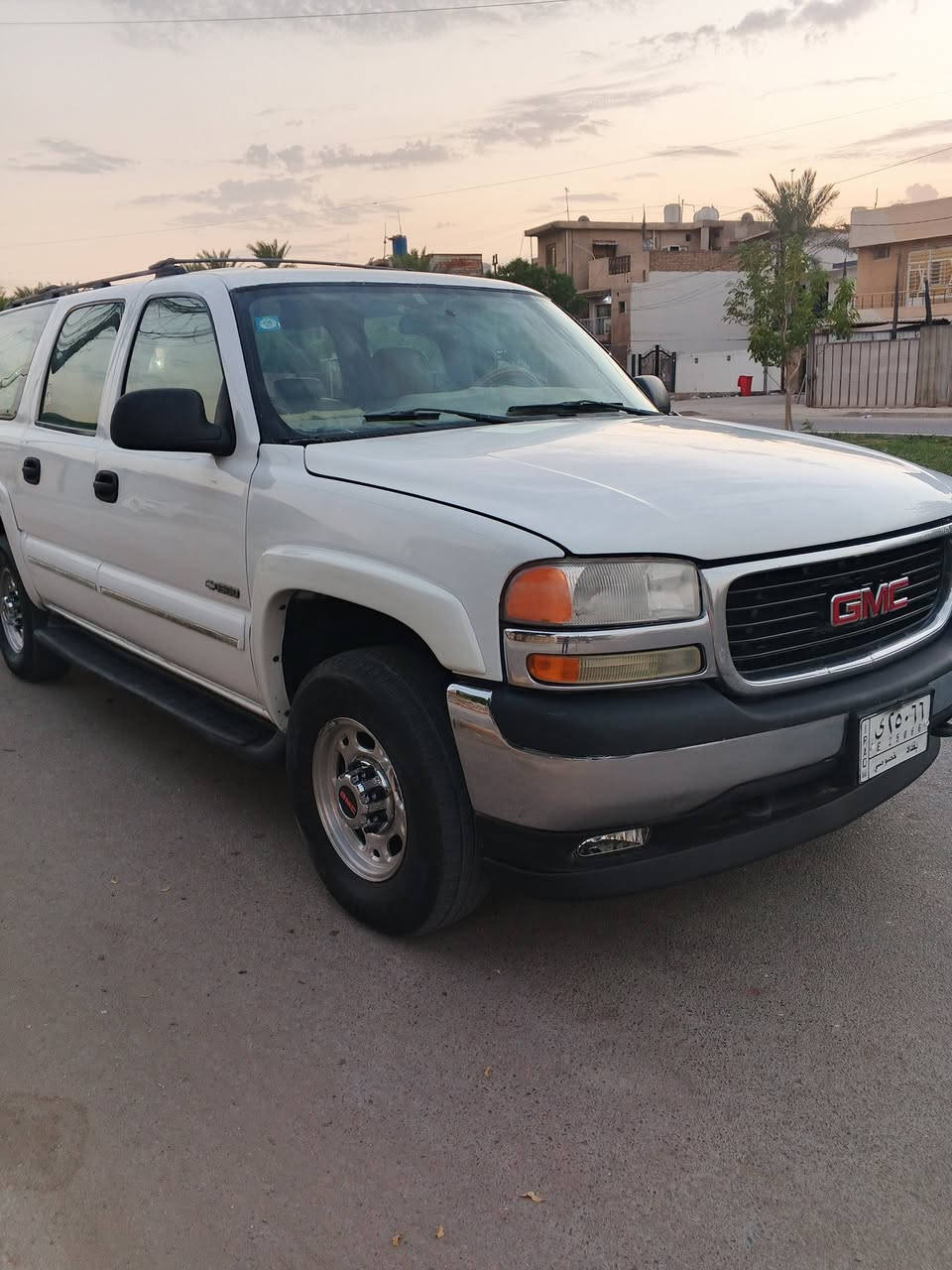 السلام عليكم سياره جمسي موديل 2001 بغداد خصوصي مشروع وطني مكينه 5300 گير 1000 سيارة جاهزة العنوان بغداد السعر 90 ورقة  الاتصال على الرقم ***********
