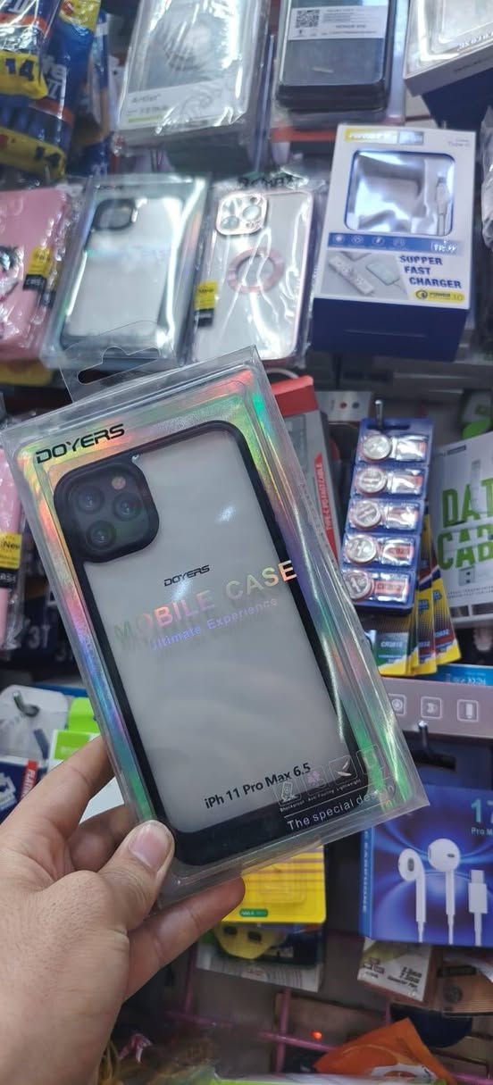 كفرات ايفون بسعر مناسب للتواصل ***********سارع بل حجز قبل انفاذ الكميه
